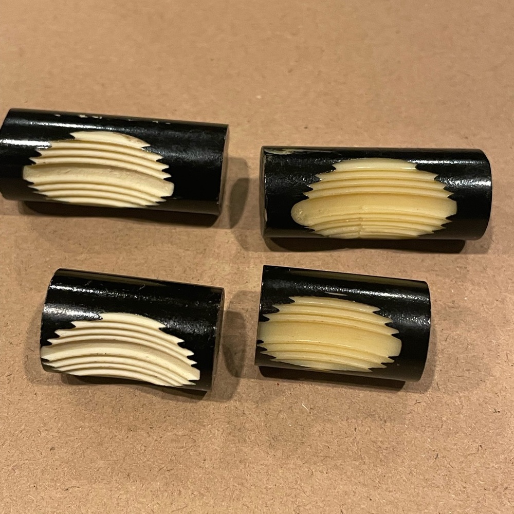 Vintage Black Lacquered Wood Button. Quantity 4 varied sizes